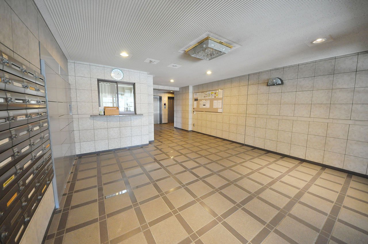 エントランスホール