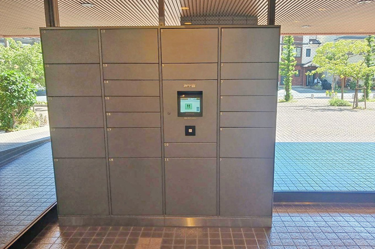 宅配ボックス