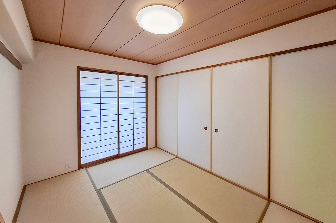 和室：LDKと続間になっており、客間や家事スペースとしても使いやすいお部屋です。
