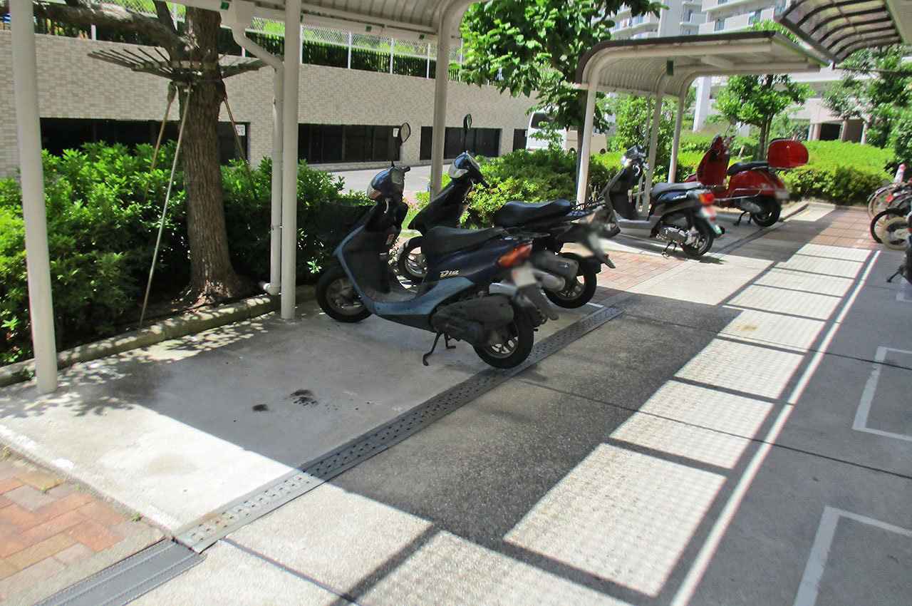 バイク置場