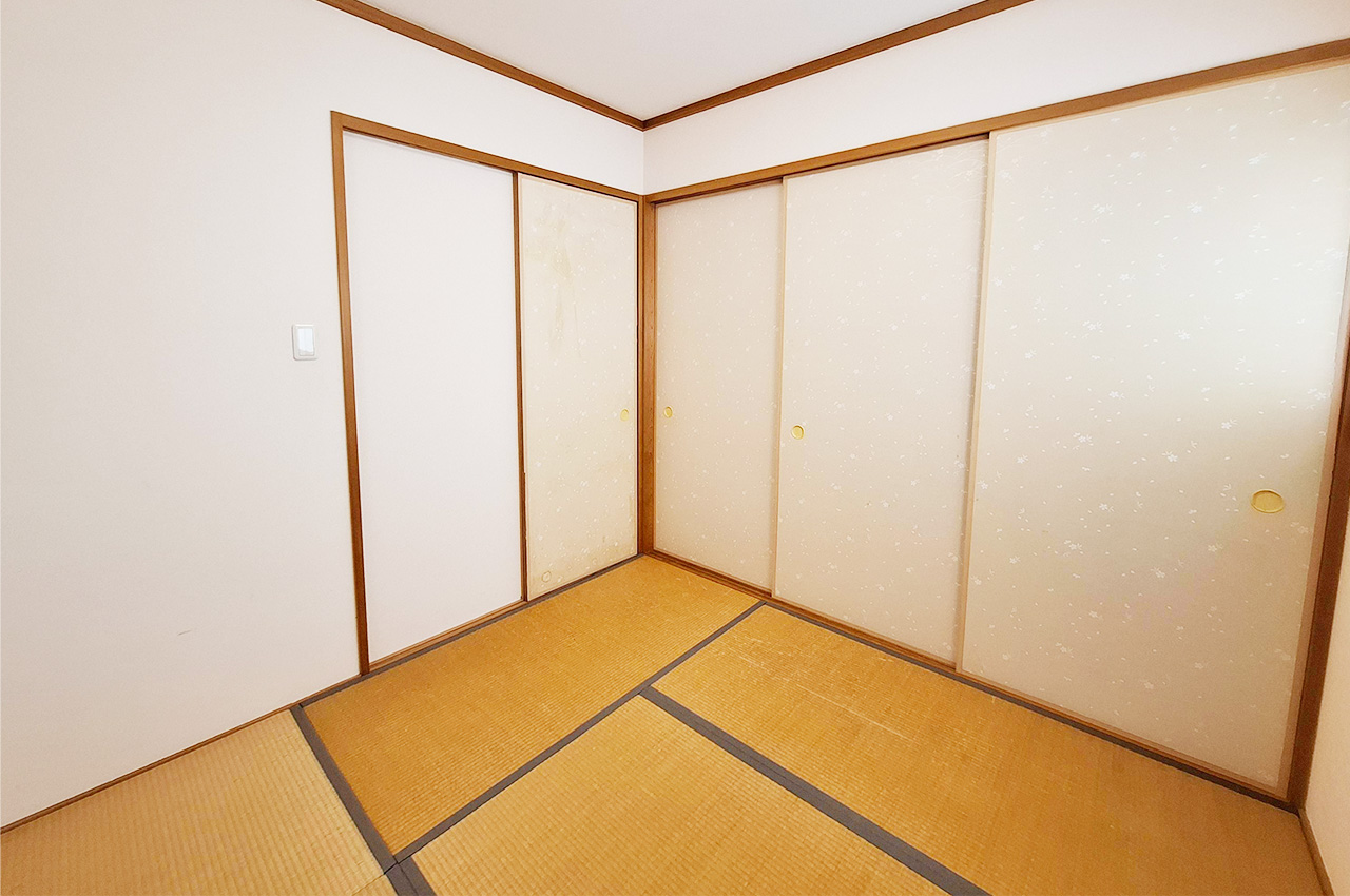 和室：4.5帖の和室は収納付き。布団などの整理に便利です。
