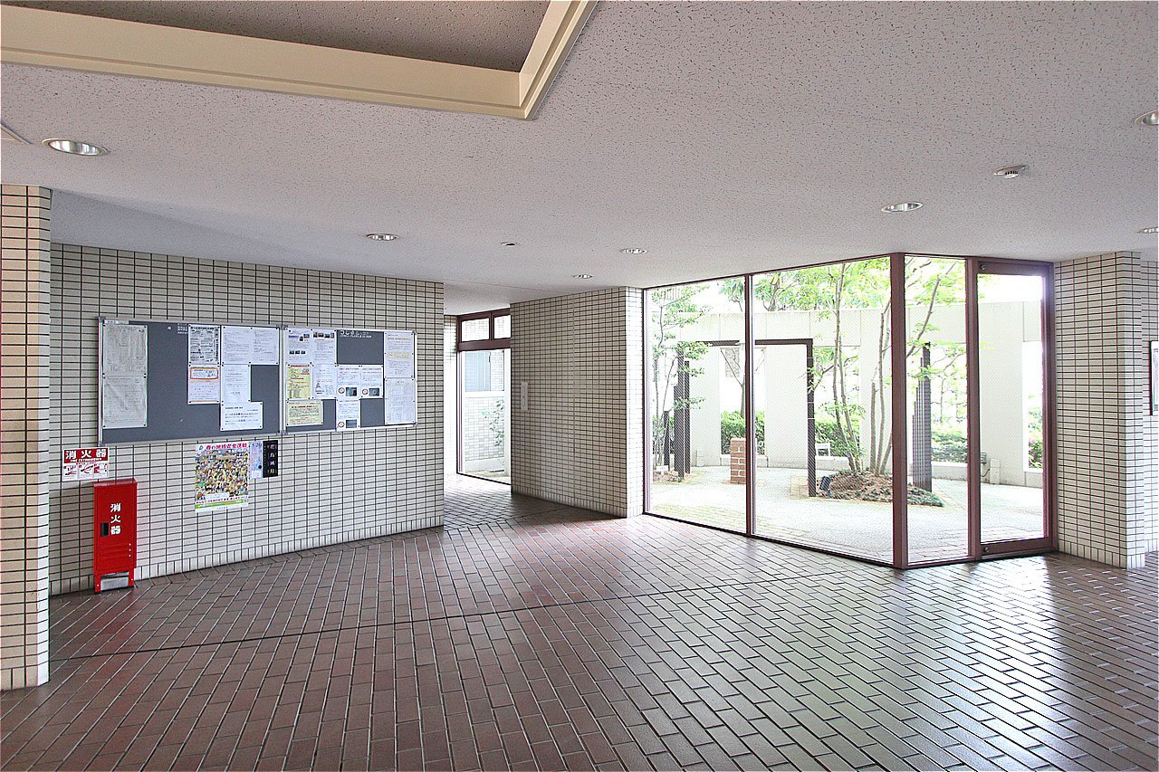 エントランスホール