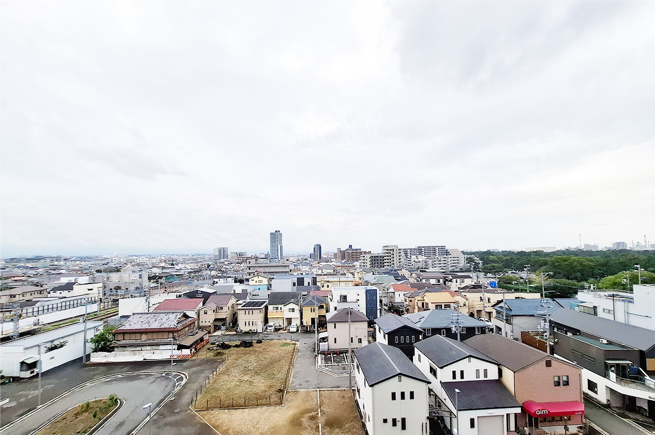 眺望：7階から周辺の街並みを見渡せます。